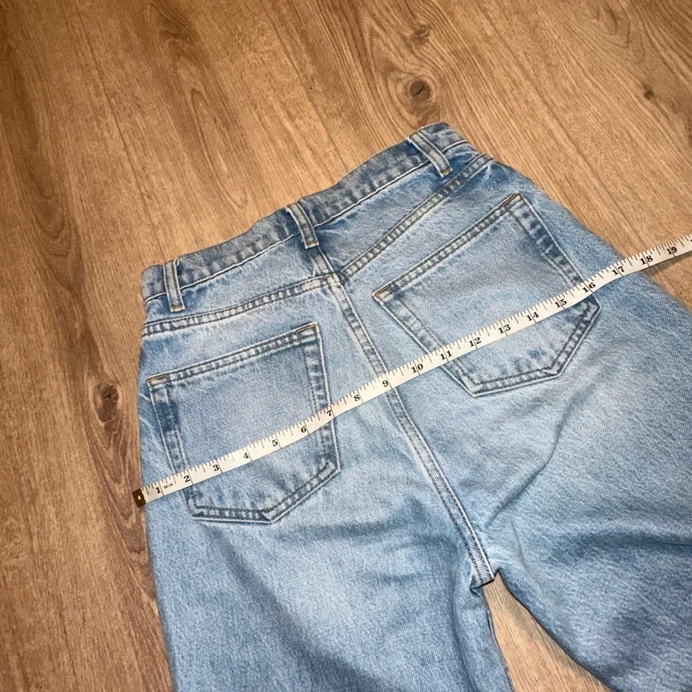 Reformation Light Blue Straight Leg Jeans size 24 - Picture 14 of 14